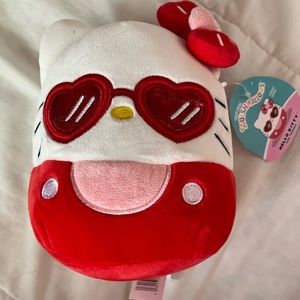 Hello Kitty Squishmallow